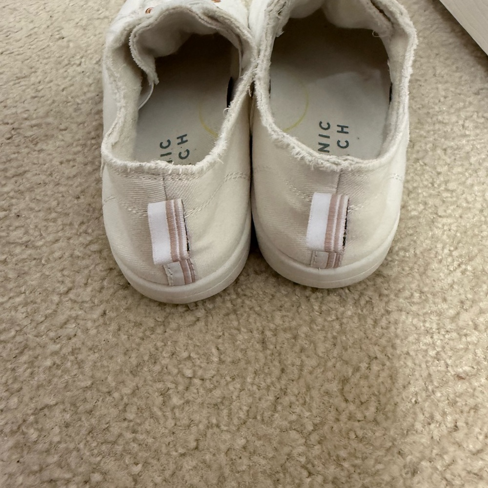 Vionic White Canvas Slip-On Sneakers with Rose Gold Eyelets - Picture 4 of 4